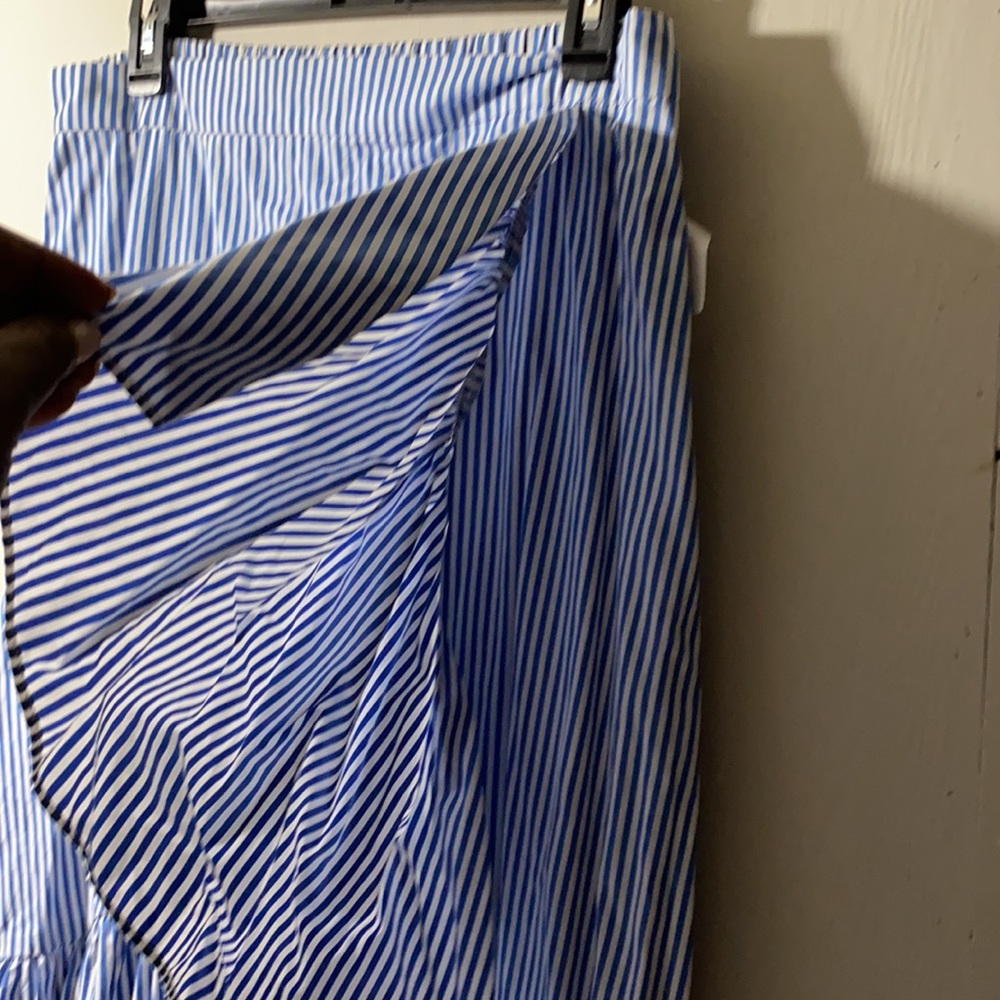 NWT Ruffle skirt - Picture 5 of 6